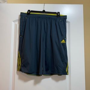 Men’s athletic shorts